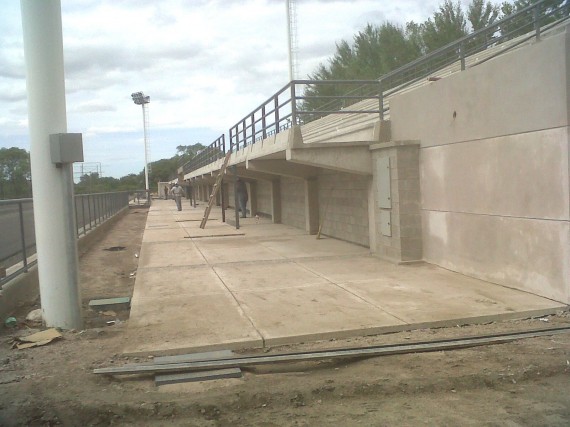 Cancha de Hockey en su etapa de ejecución