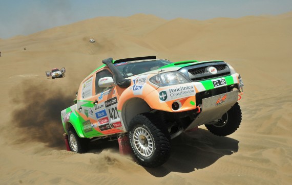 Máquinas similares a las que compiten en el Dakar estarán en Villa Mercedes