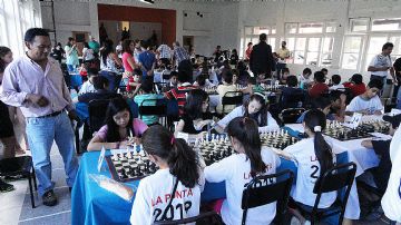 La competencia se regirá por el reglamento de la FIDE.