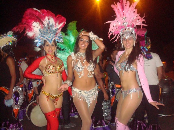 Se realizó la coronación de las nueve candidatas a reinas del Carnaval.
