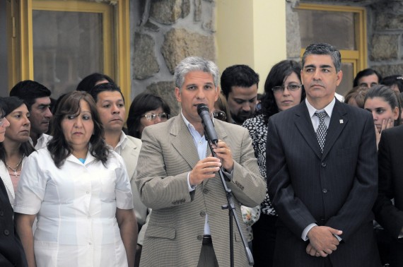 el gobernador lanzó el Plan Secundario Digital que beneficia a 11 localidades