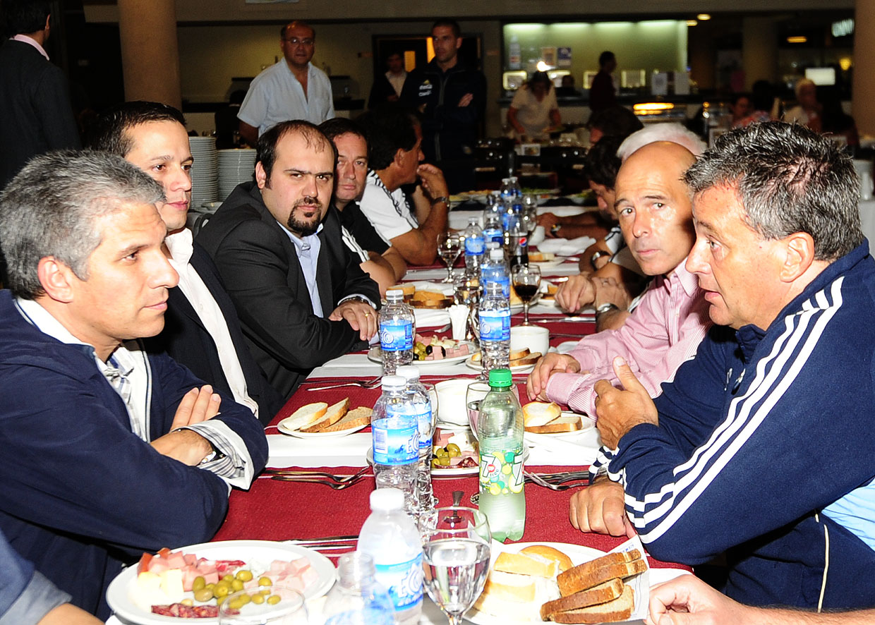 Poggi compartió una cena con la Selección Argentina Sub 17