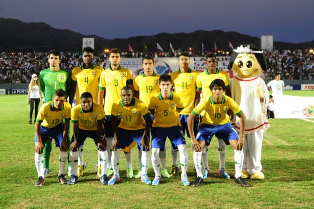 Verde amarilla: La selección de Brasil no pudo con Argentina