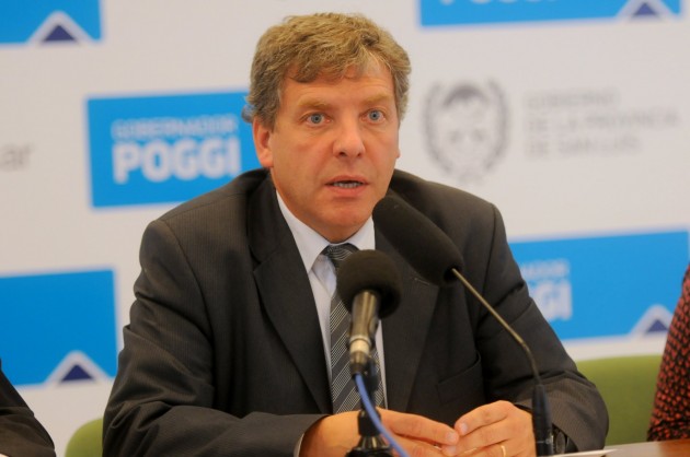 Walter Padula, ministro de Industria, Comercio, Minería y Transporte.