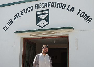   "Gracias a las redes sociales incrementamos el número de socios", asegura el presidente del Club Atlético La Toma, Marcelo Soler.