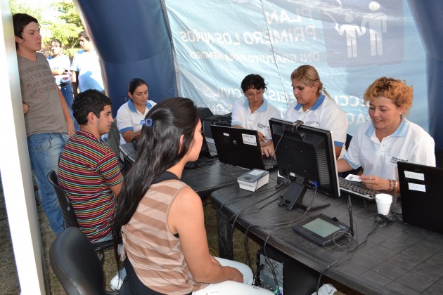 Operativo de documentación en  Villa de la Quebrada.