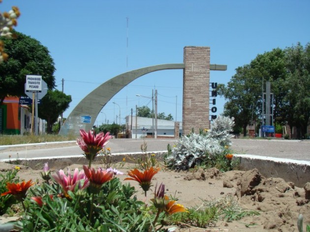 Ingreso a la localidad de Unión