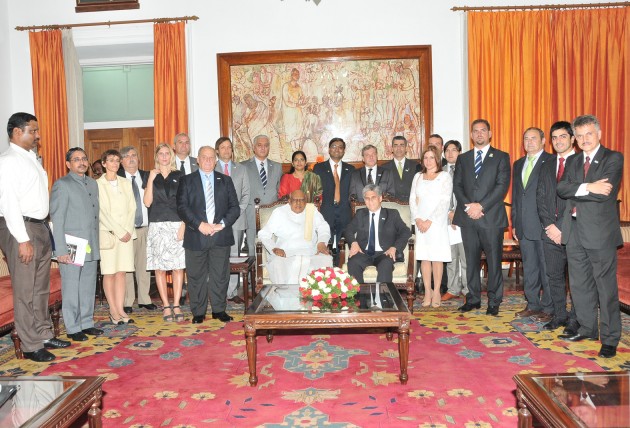 la comitiva sanluiseña fue recibida por el gobernador de Tamil Nadu