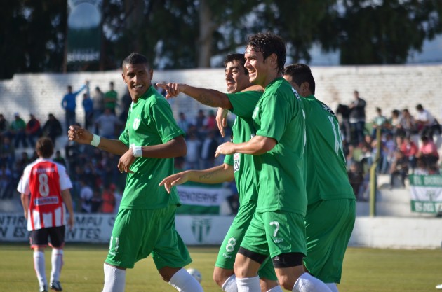 El Albiverde se hace fuerte en su casa.