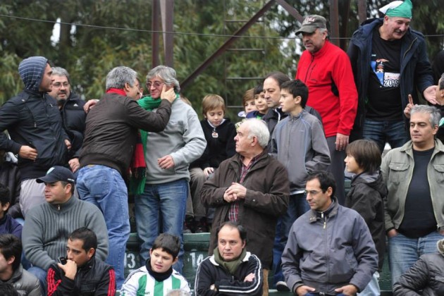 El gobernador Claudio Poggi, estuvo en el partido esta tarde.