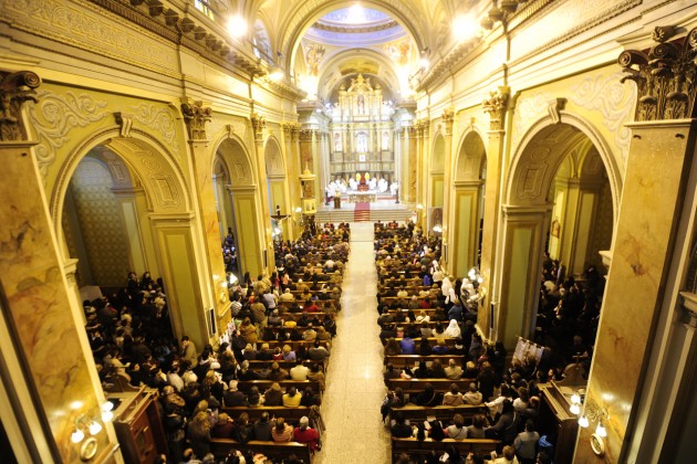 la catedral sanluiseña  colmada de fieles