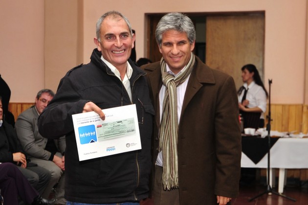 La actividad finalizó con la entrega formal de los aportes