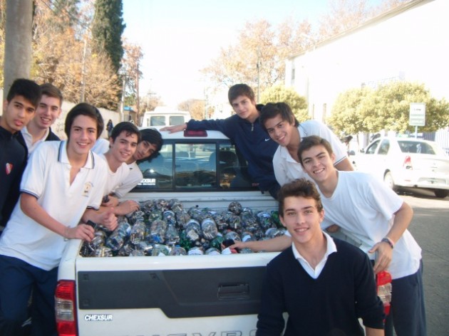 El colegio que junte más será premiado con un retroproyector, una pantalla y un home theater