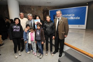 Los beneficiarios van en busca de un sueño: la casa propia.