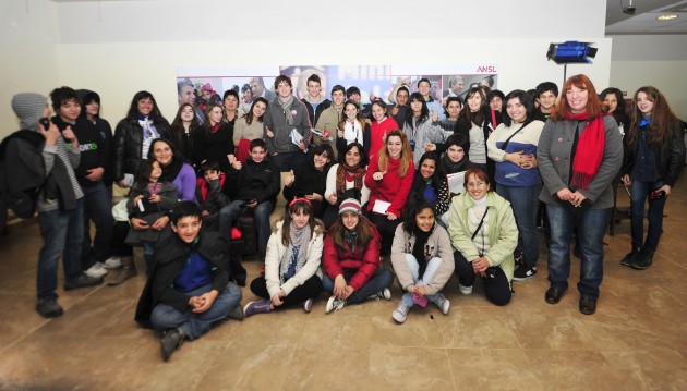 Estudiantes de la Escuela  EMEI de Merlo visitó Agencia de Noticias.