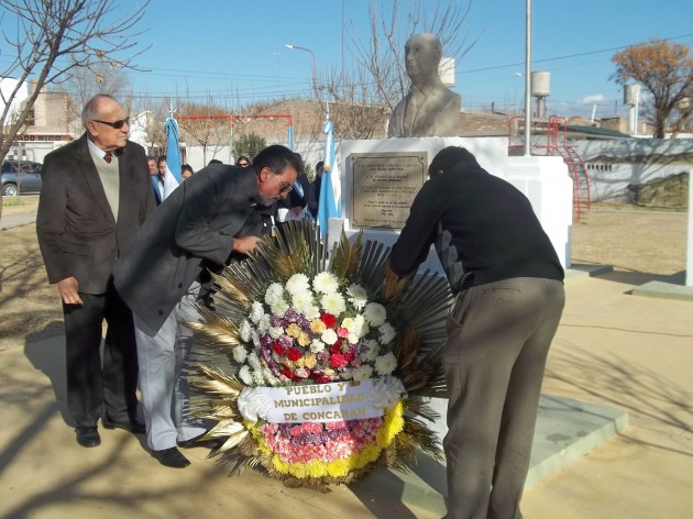 Homenaje por el 33º aniversario del fallecimiento de Don Elias Adre.