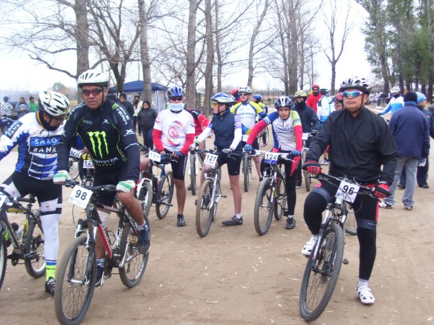 Cerca de 150 ciclistas disputaron el segundo campeonato de mountabike en el Parque Costanera.