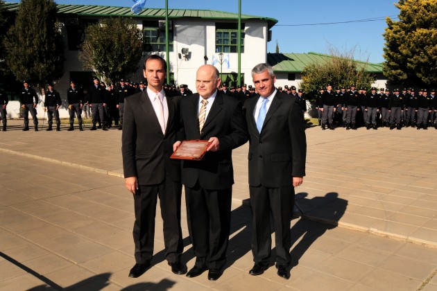 El vicegobernador, Jorge Díaz,  junto al ministro de seguridad y el jefe de la Penitenciaria. 