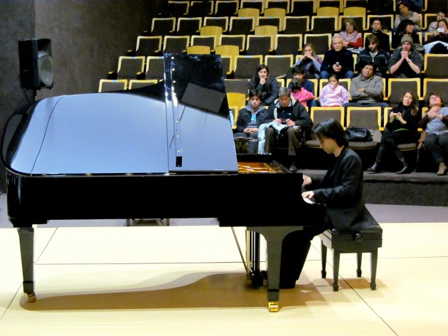 El señor del piano. Una tarde mágica para quienes desafiaron al crudo clima invernal