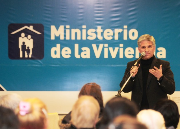 El gobernador durante su discurso en el acto