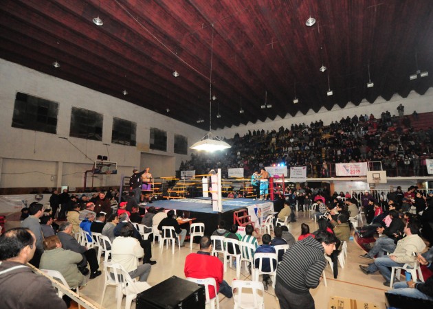 El público acompañó una nueva velada de boxeo.