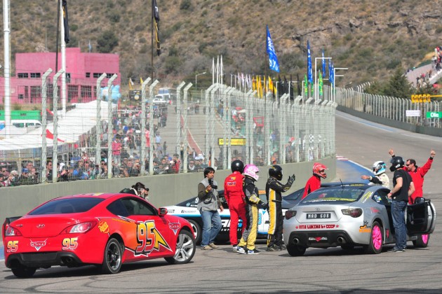 Los cuatro autos "Fantásticos" se llevaron todos los aplausos.