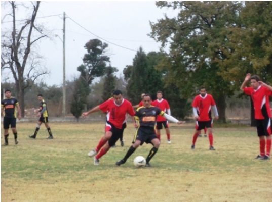 Avanza el fútbol que organiza Suboficiales