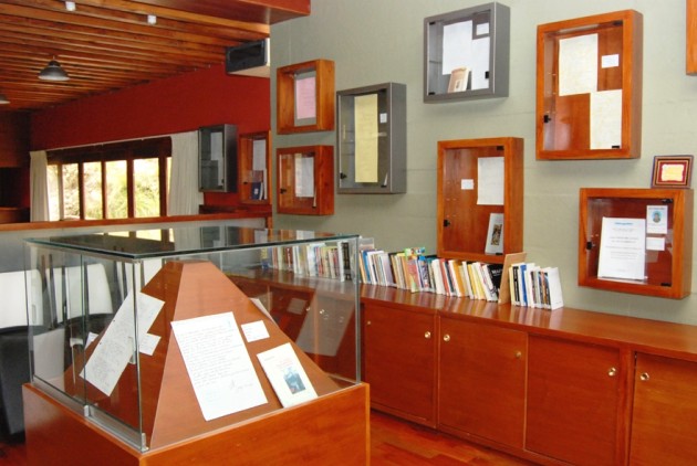 Museo de La Poesía Manuscrita