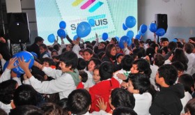 Culmina la entrega de estampillas escolares Ahorro Para mi Futuro 2013.