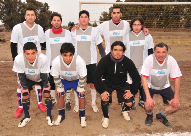 El plantel de Medalla Milagrosa, representantes del barrio Sargento Cabral.