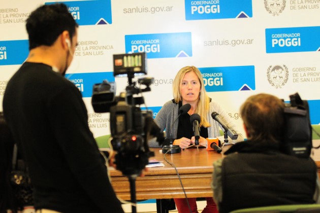 Ministra de deportes, Adelaida Muñiz 