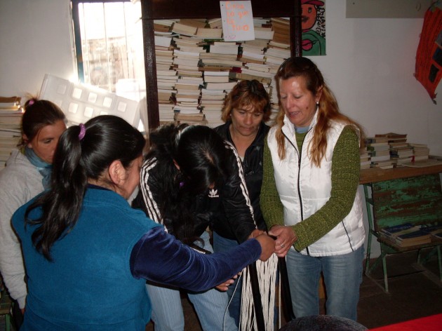 Estan a cargo del taller integrantes del Programa de Inclusión Social.