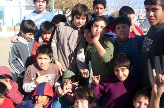 Hace más de 10 años la Fundación Betania trabaja con los chicos del Barrio Rawson