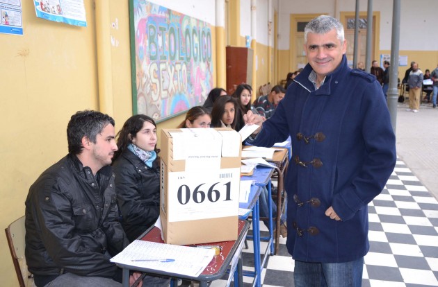 Díaz en el momento de votar en Villa Mercedes