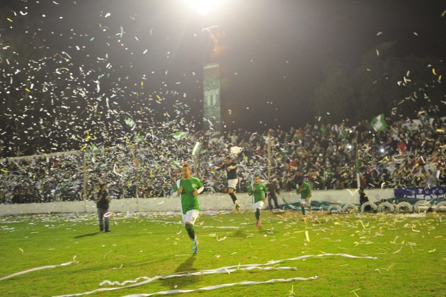 Como en el campeonato pasado, el Verde tuvo el acompañamiento y el mejor recibimiento de los hinchas que llenaron la cancha. 