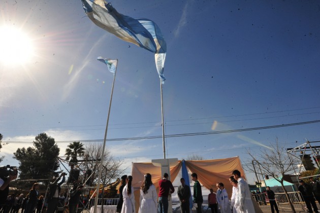 La bandera estuvo a media asta.