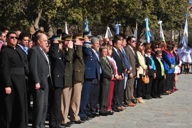 El desfile de aniversario de la muerte de San Martín se celebró en Justo Daract.