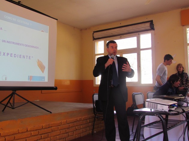 El personal del Ministerio de Hacienda capacitó a alumnos de escuelas técnicas de Quines y Candelaria 