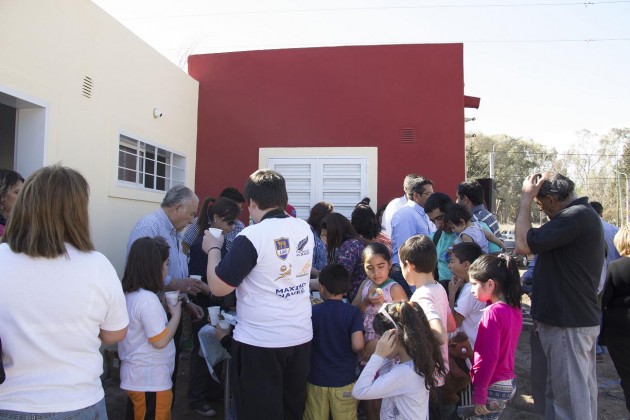 La próxima vez que las 32 familias visiten el predio será para recibir las llaves de las viviendas por parte del gobernador Claudio Poggi