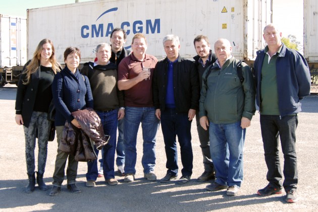 Claudio Poggi junto al ministro de Industria, Comercio, Minería y Transporte, Walter Padula y demás miembros de la comitiva recorrieron la plataforma logistica