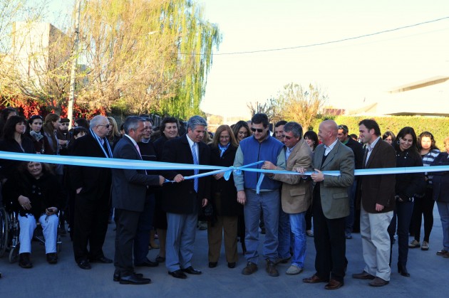 Se inauguraron 20 cuadras de asfalto del Plan Construyendo con tu Pueblo.