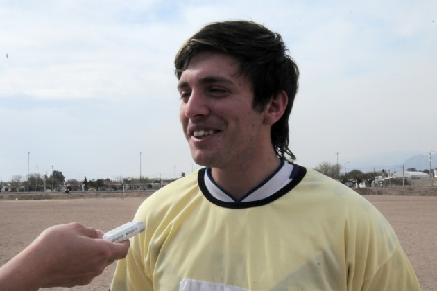 Agustín jugador del equipo Mascon.