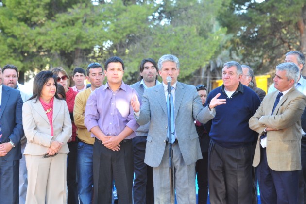 “El agua y otras obras van a significar una bisagra, un antes y después para el departamento Belgrano", dijo el Gobernador