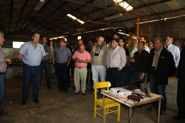 El gobernador Poggi integra la comitiva de productores agrícolas ganaderos que se encuentran en Australia