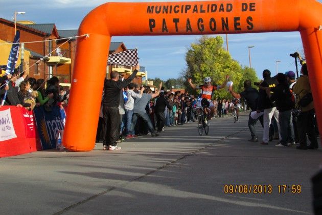 Daniel Díaz celebró una victoria en Patagones.