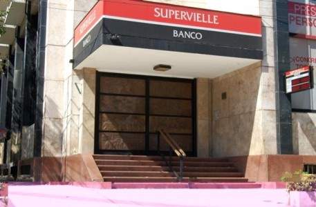 El banco Supervielle dispuso un horario de atención especial: lunes a miércoles de 14:00 a 17:00.