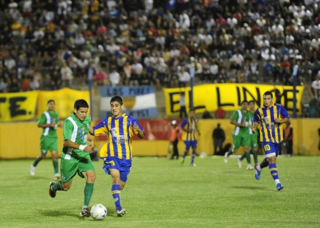 El partido del domingo se juega a las 16