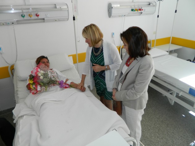 Las madres recibieron un ramo de flores en su día
