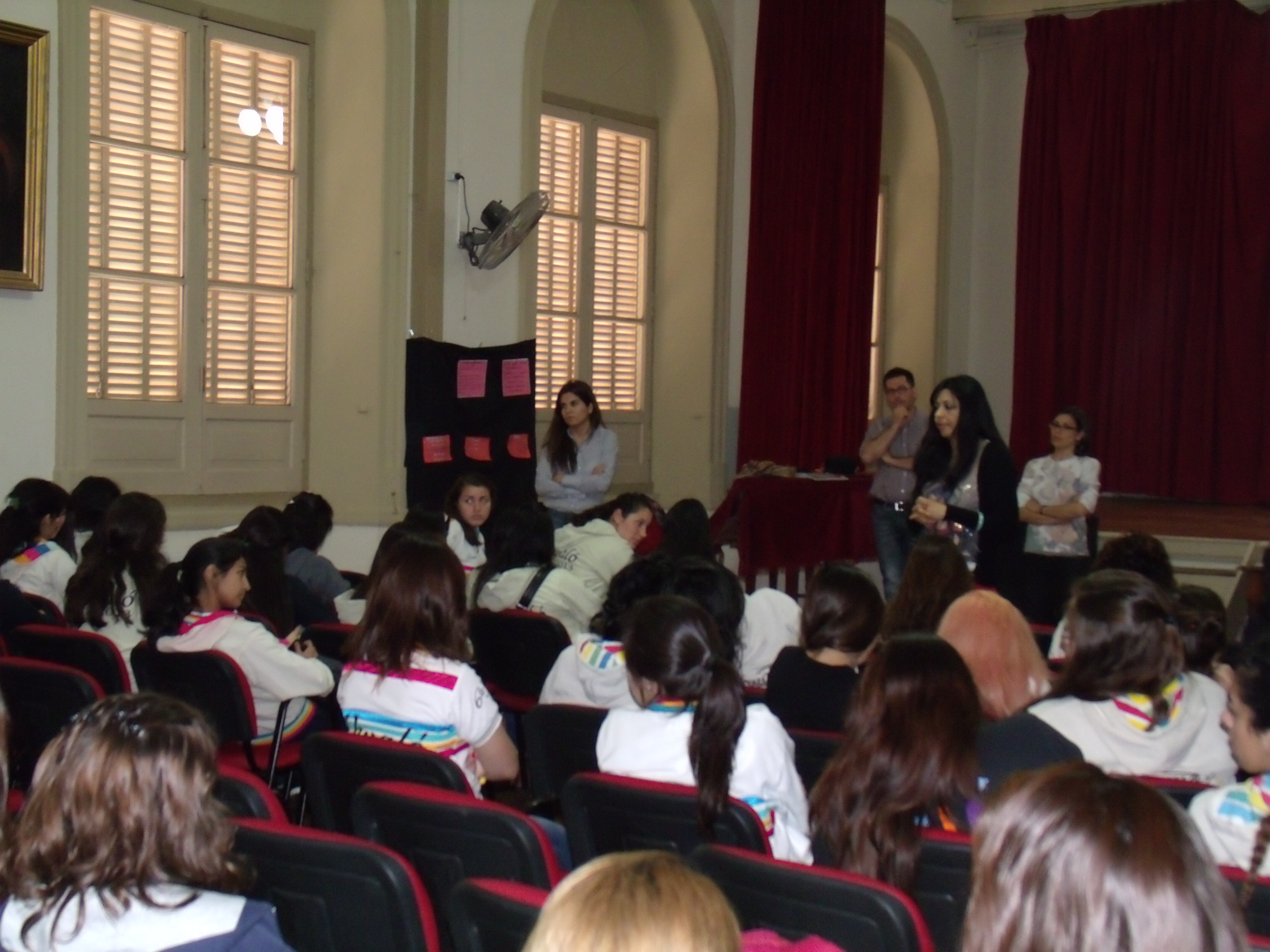En los encuentros se generó una participación activa entre las alumnas-docentes y los profesionales del Centro