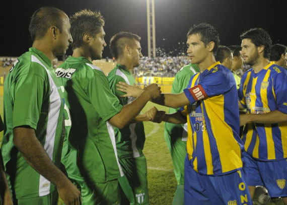 Juventud vs Estudiantes por la Copa Xilium (Foto: Archivo ANSL)
